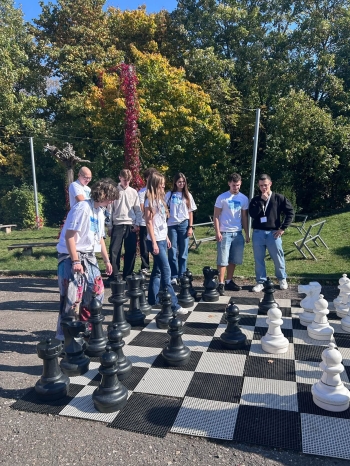 833889753_1985437145757360_4903853455548777437_n
